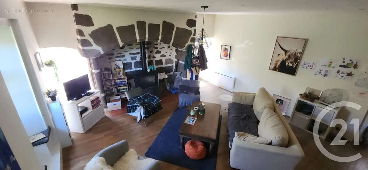 Maison à ANGLARDS-DE-SALERS