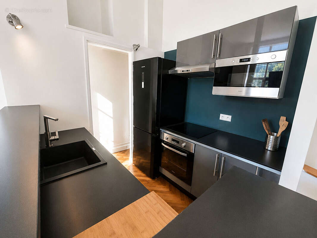 Bordeaux Chartons - Appartement T3 de 57 m² avec jardin partagé - photo 3