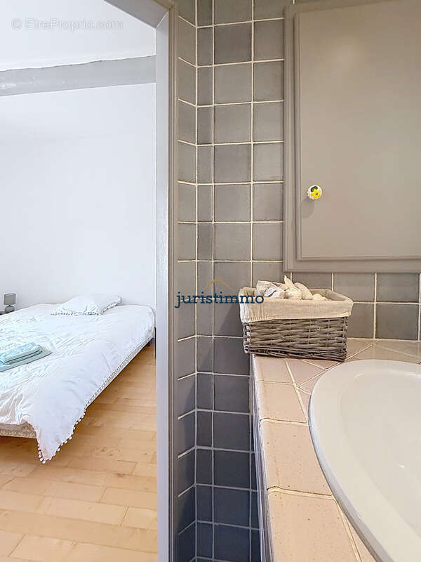 Maison à VAISON-LA-ROMAINE