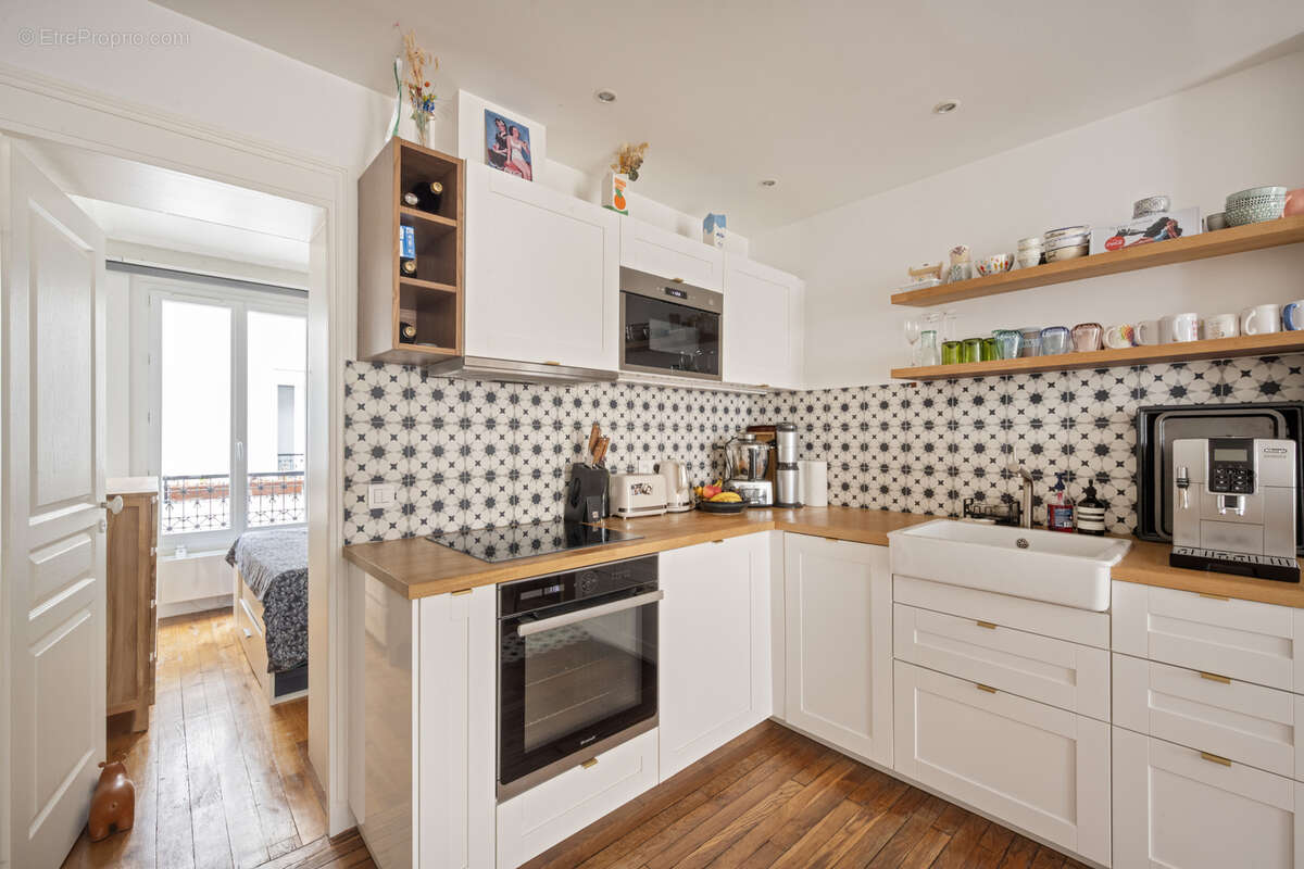 Appartement à PARIS-14E