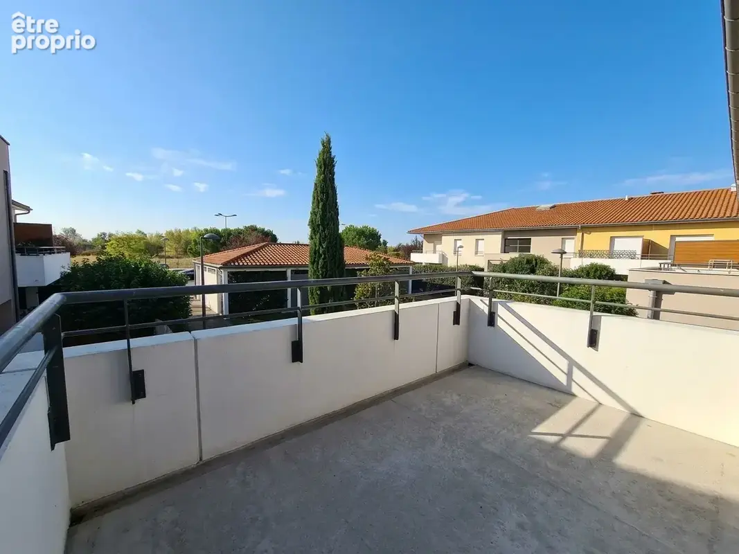 Superbe T3 de 59 m2 avec balcon et 2 Parkings - photo 7