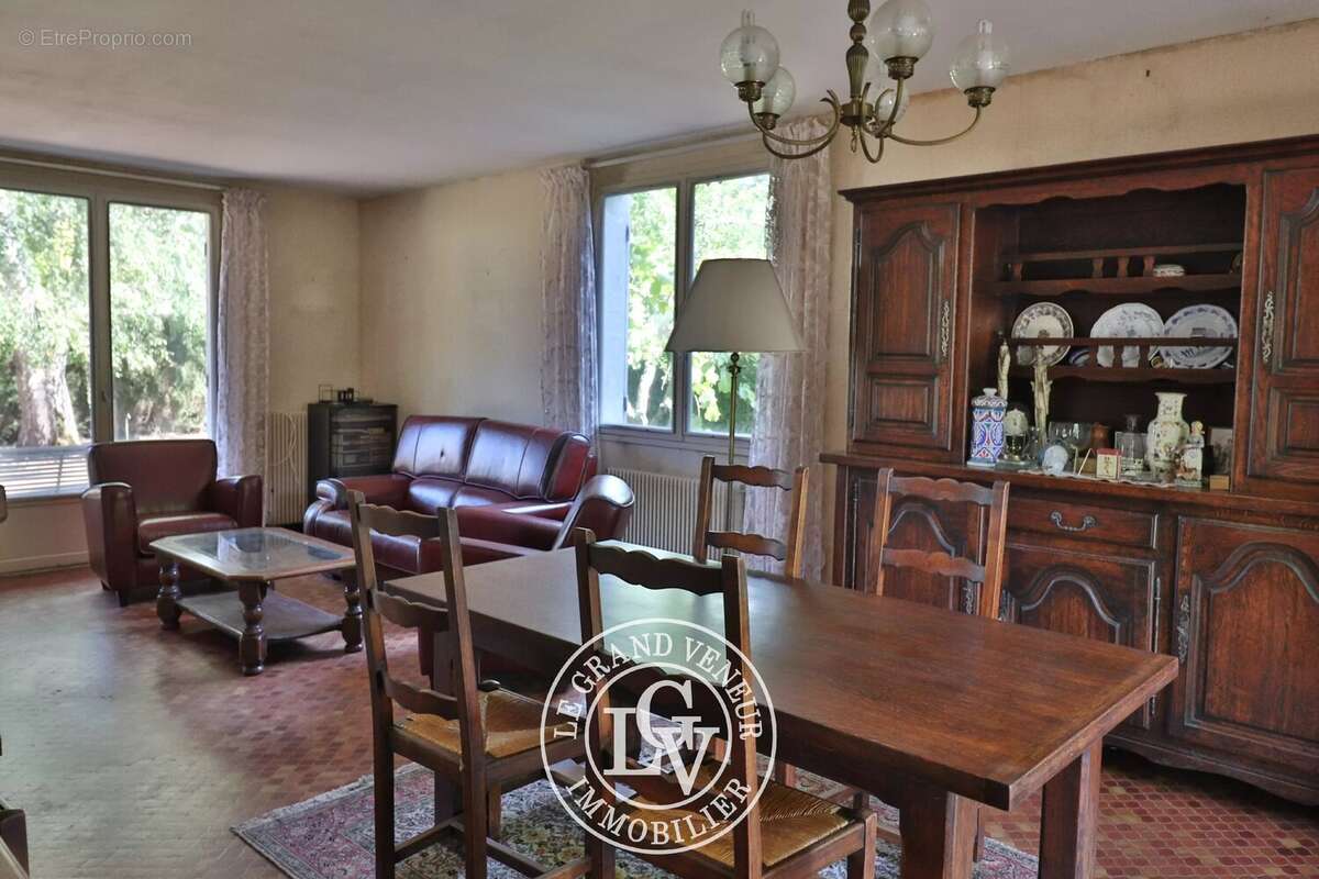 Bourron marlotte - maison 4 chambres- sous sol - jardin de 972m² - - photo 8