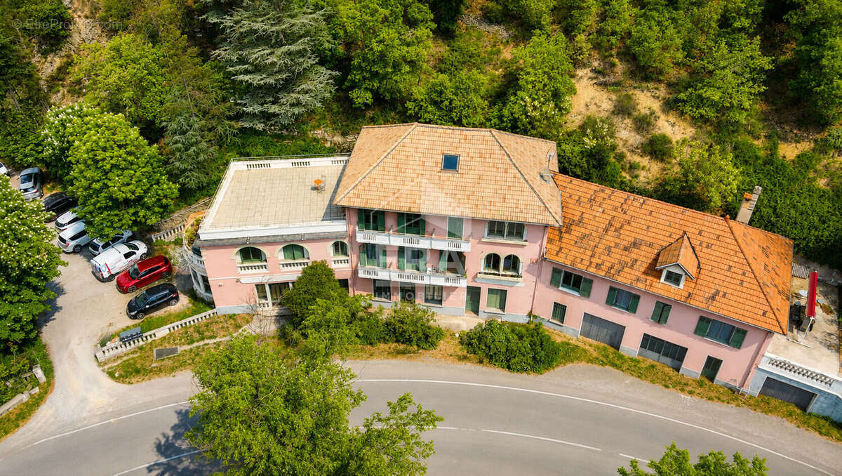 Appartement à CHATEAU-ARNOUX-SAINT-AUBAN