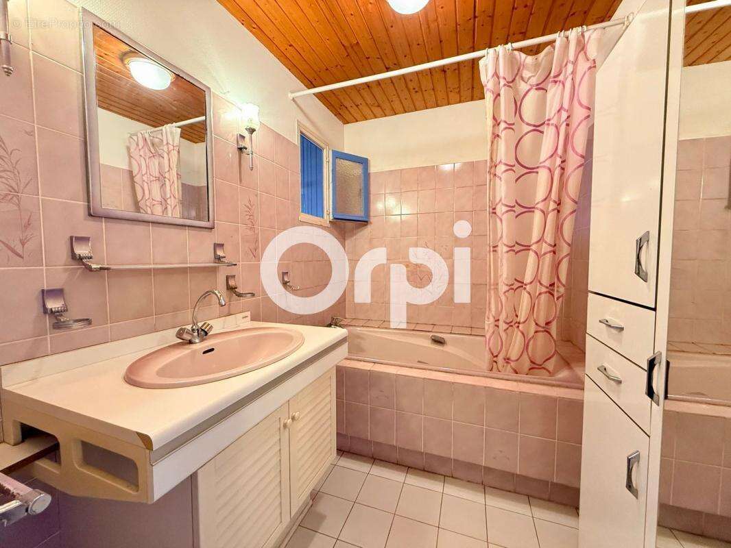 Appartement à VILLARD-BONNOT
