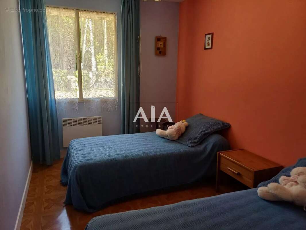 Maison à SAINT-PIERRE-D&#039;EXIDEUIL