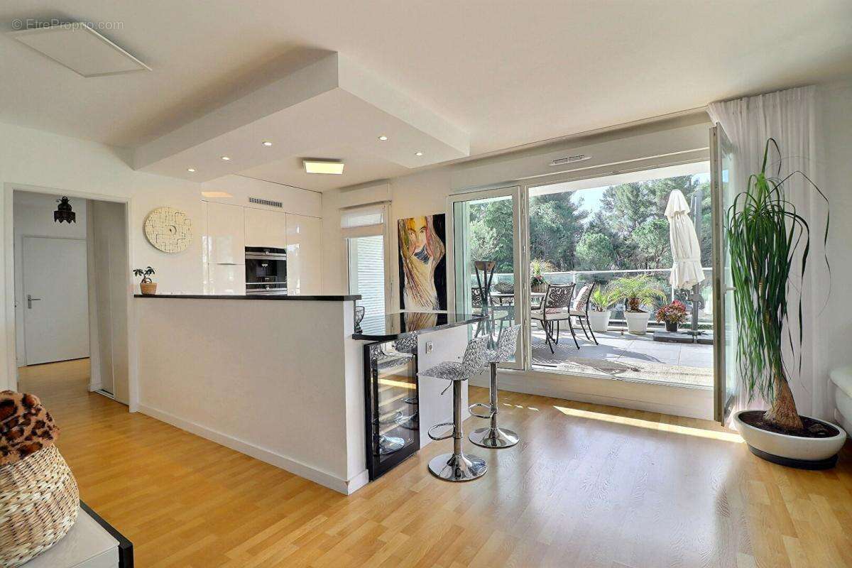 Appartement à MARSEILLE-11E