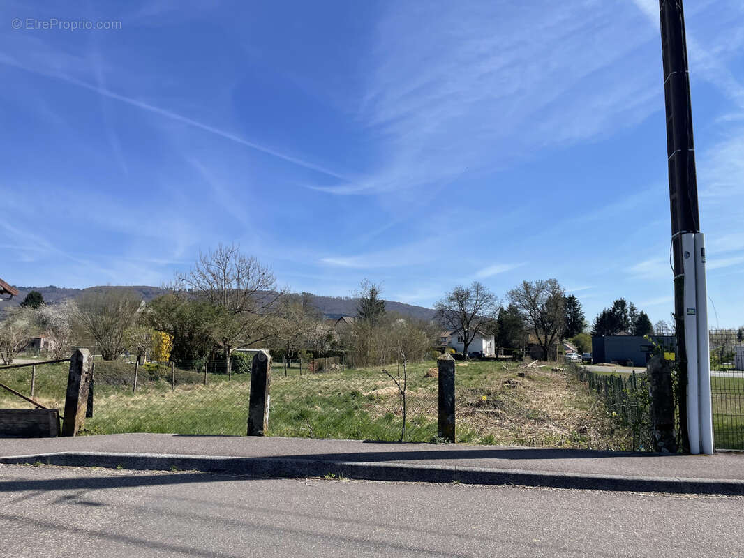 Vente, terrain de 1135 m2 dont 953 m2 constructibles, MELISEY - photo 2