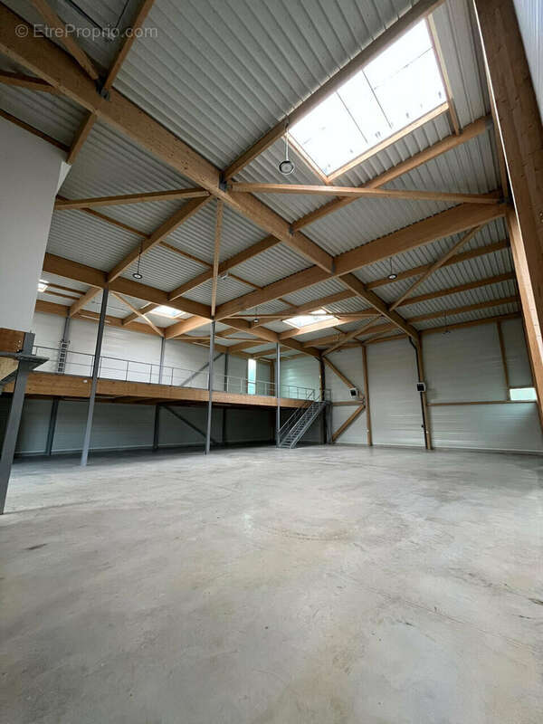 Autre à CHANTELOUP-EN-BRIE