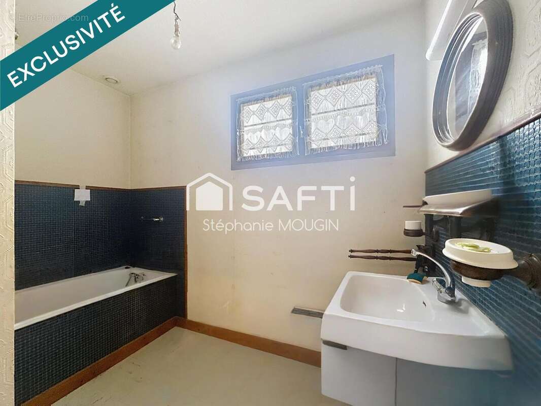 Photo 3 - Maison à LES ECORCES