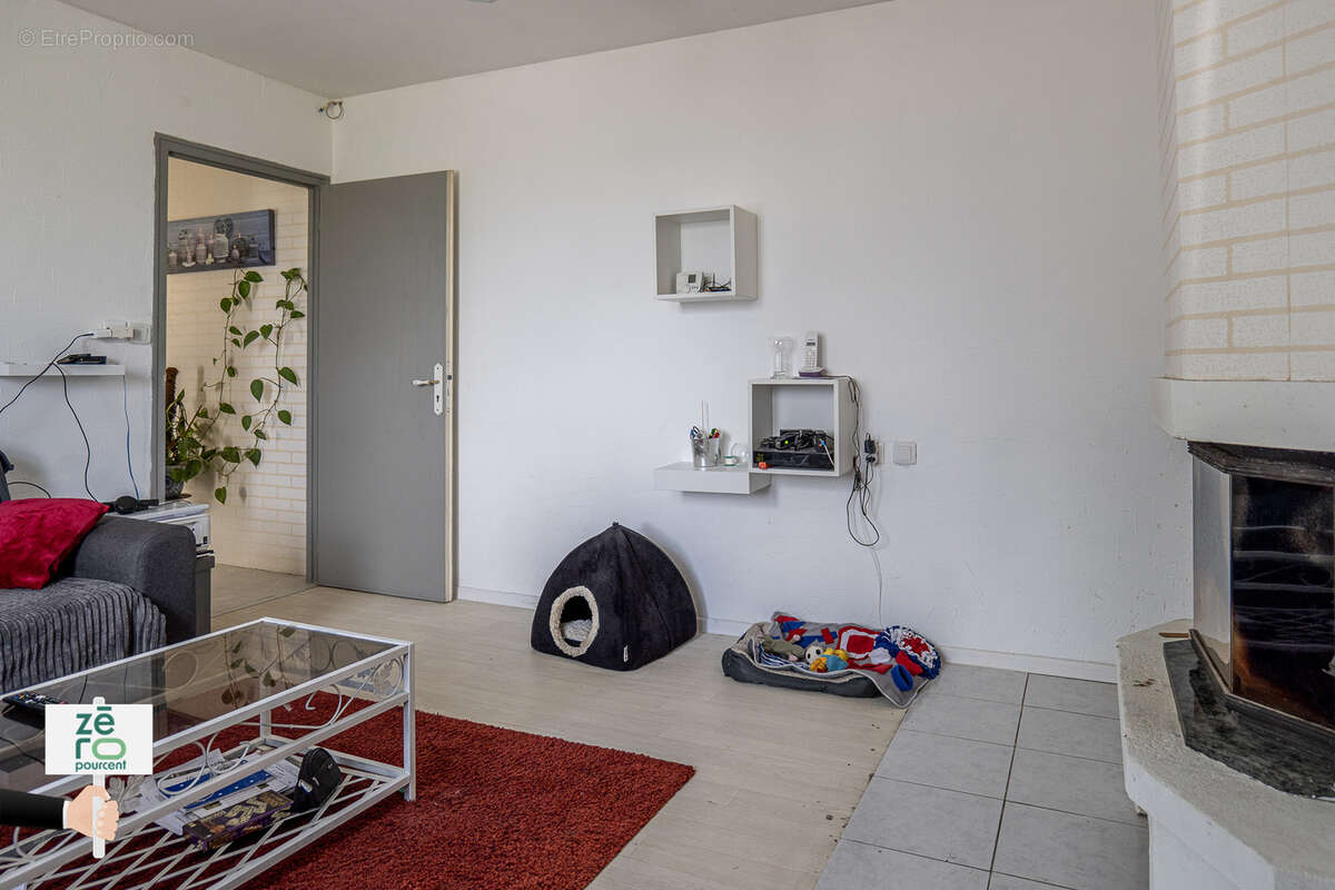 Maison à LA CHAPELLE-PALLUAU