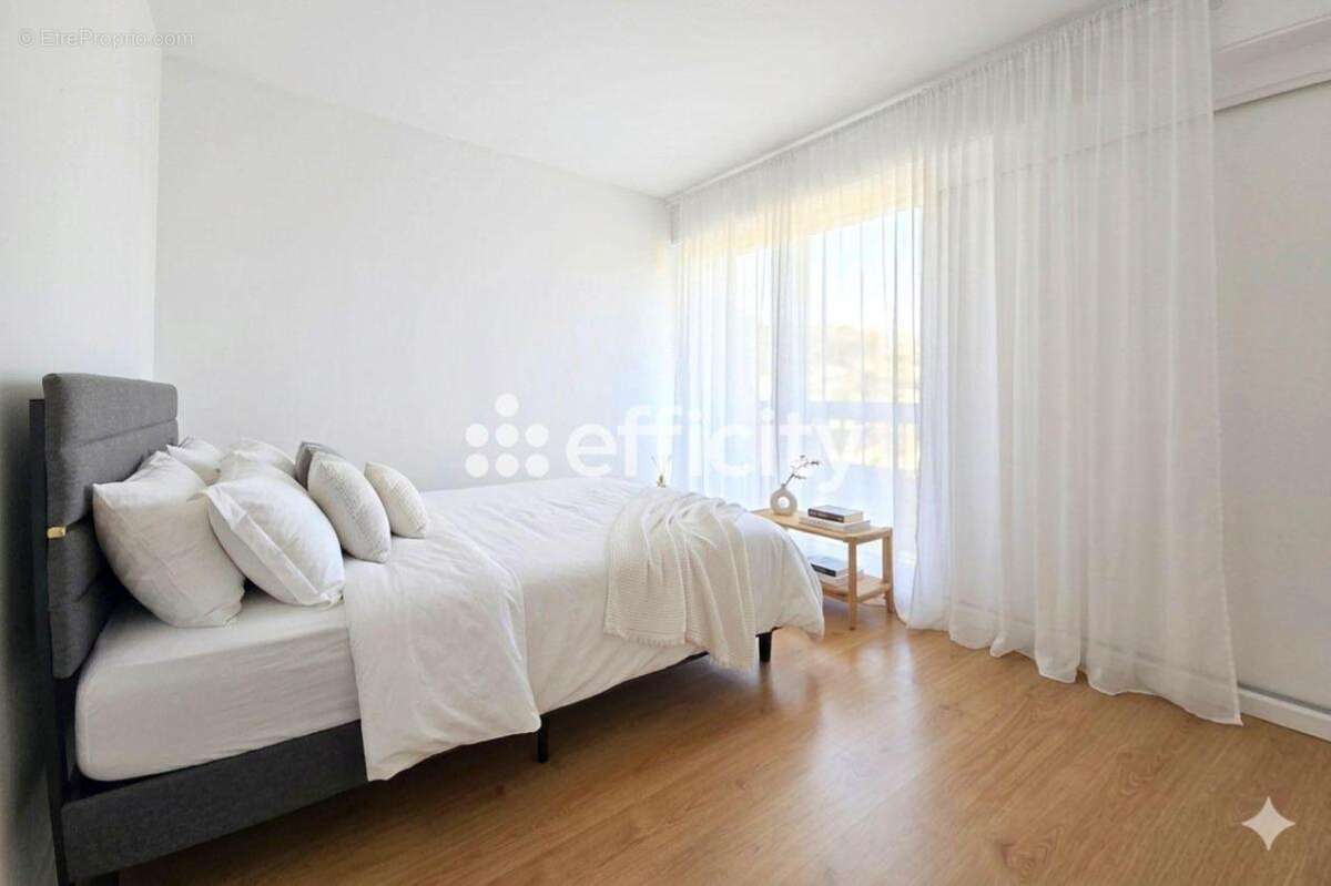 Appartement à MARSEILLE-9E