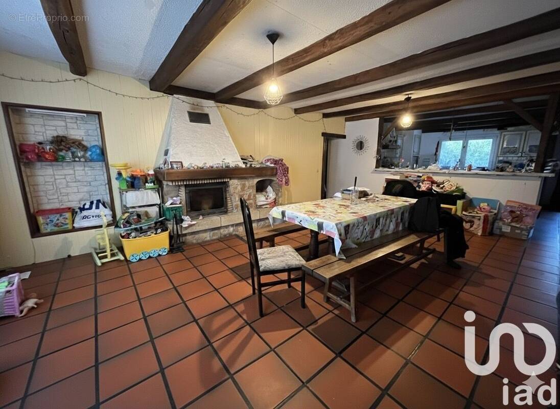 Photo 1 - Maison à SAINT-MAURICE-LA-CLOUERE