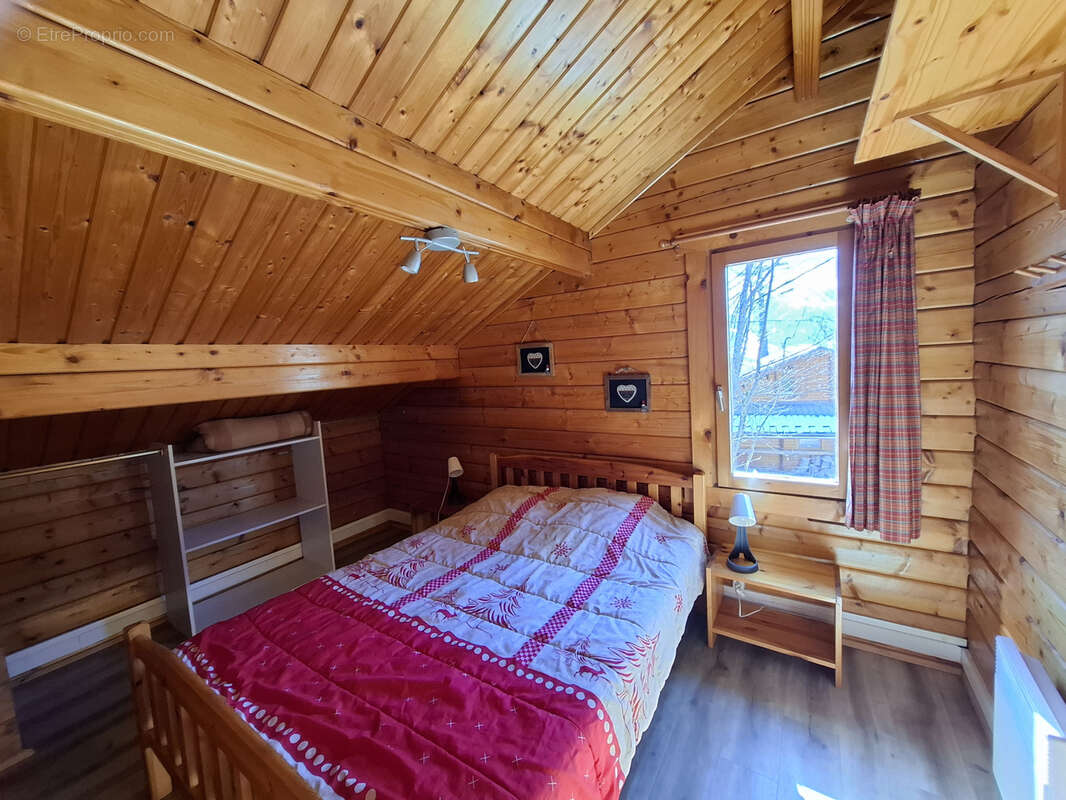 Maison à LES AVANCHERS-VALMOREL