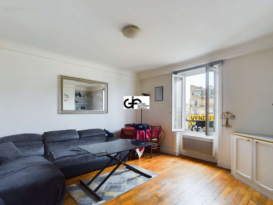 Appartement 42 m² à Paris-16e  - photo 3