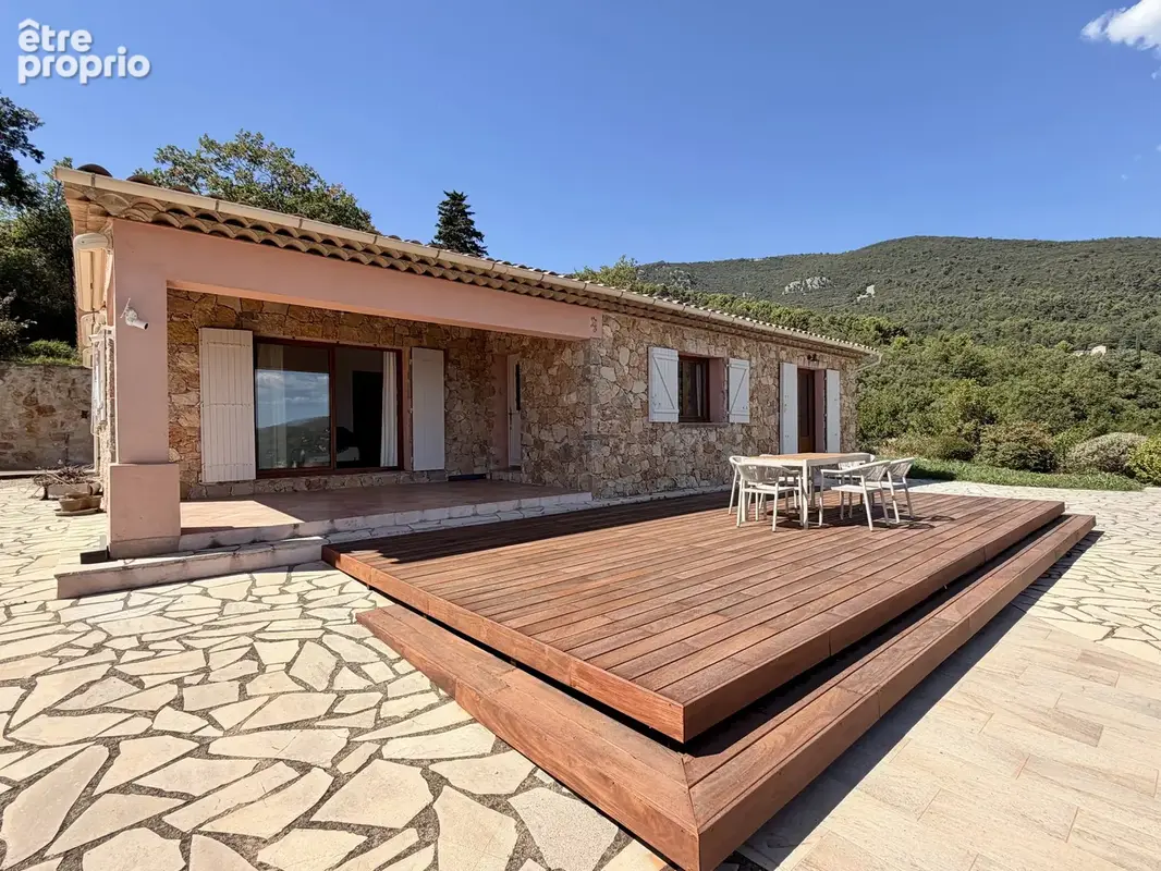 Villa de plain-pied entièrement rénovée avec vue panoramique - photo 3