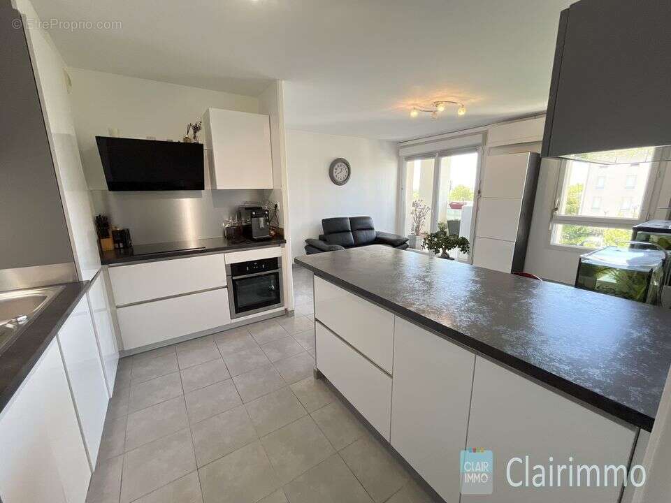 Appartement T3 a vendre - terrasse - chateau gombert - calme - Appartement à MARSEILLE-13E