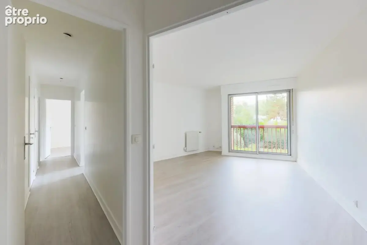 Paris 10e – Canal Saint-Martin / Quai de Jemmapes – 3 pièces de 73 m² avec balcon et parking - photo 12