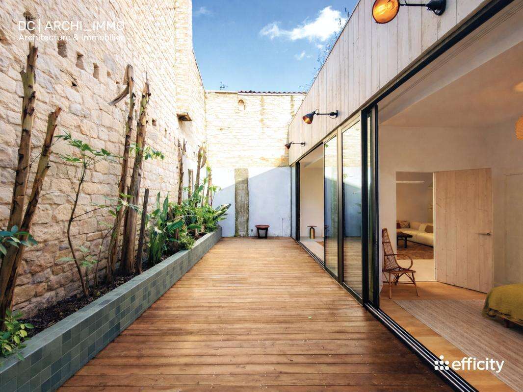 Appartement à BORDEAUX