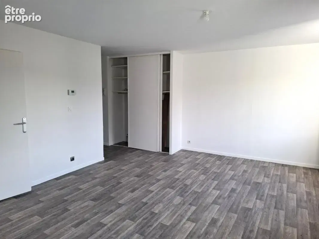 Purchase Appartement 3  pièces 59 m² Brie-Comte-Robert - photo 2