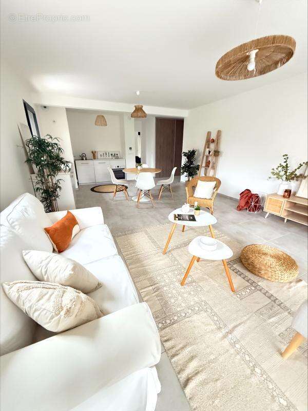 Appartement à AUBENAS