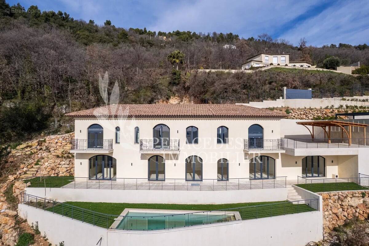 Maison à SPERACEDES