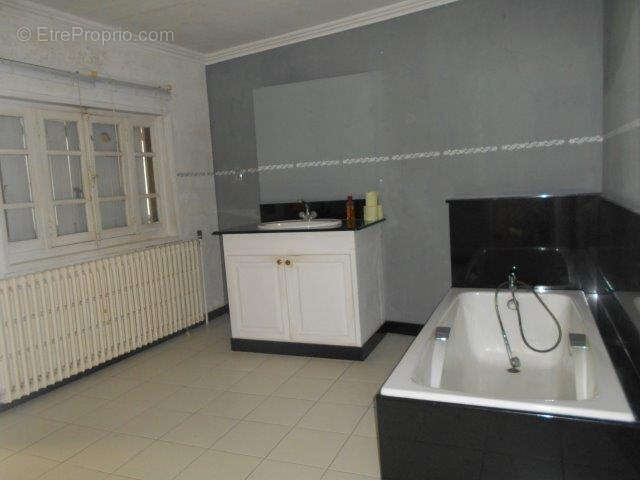 Maison à PLUSSULIEN