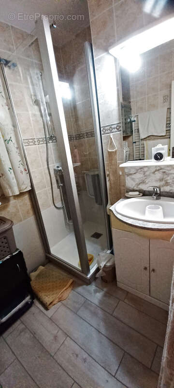 Appartement à YZEURE