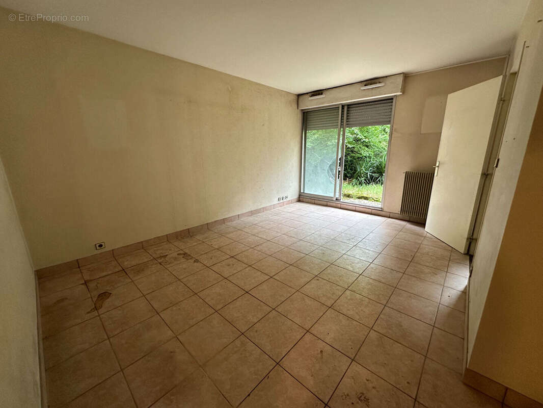 Appartement à MONTROUGE