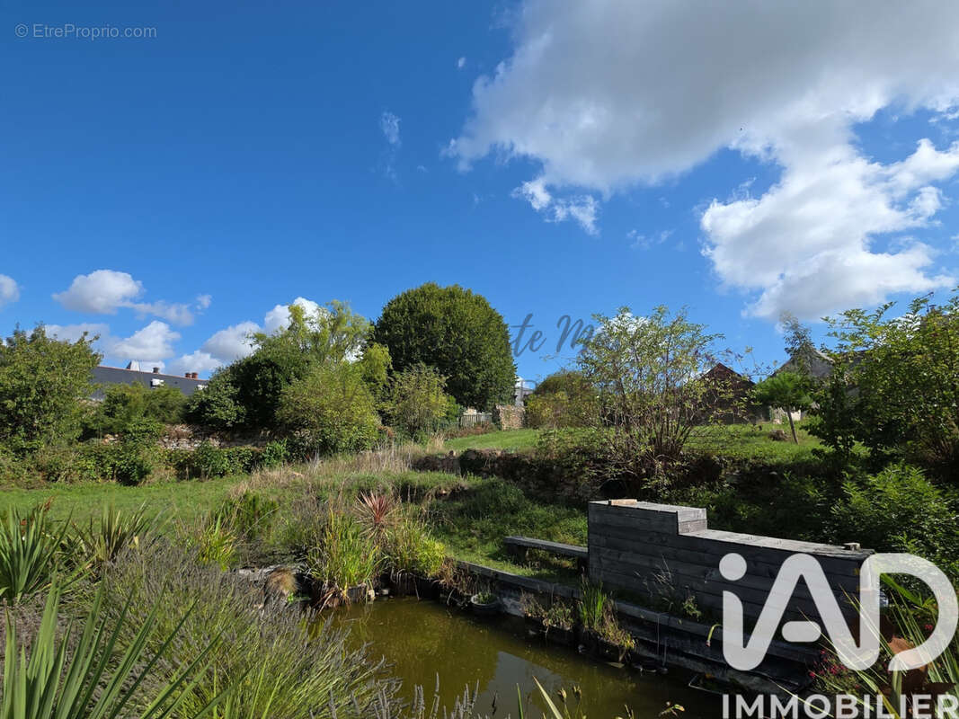 Maison 129 m² à Brissac-Quince  - photo 2