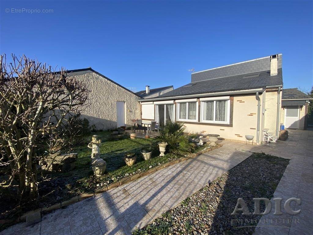 Maison à OTHIS