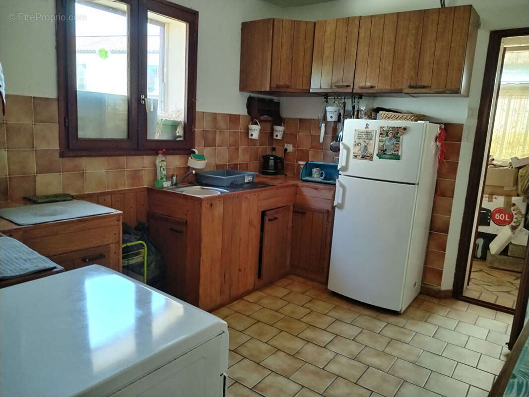 Maison de ville centre montpon menesterol - photo 4
