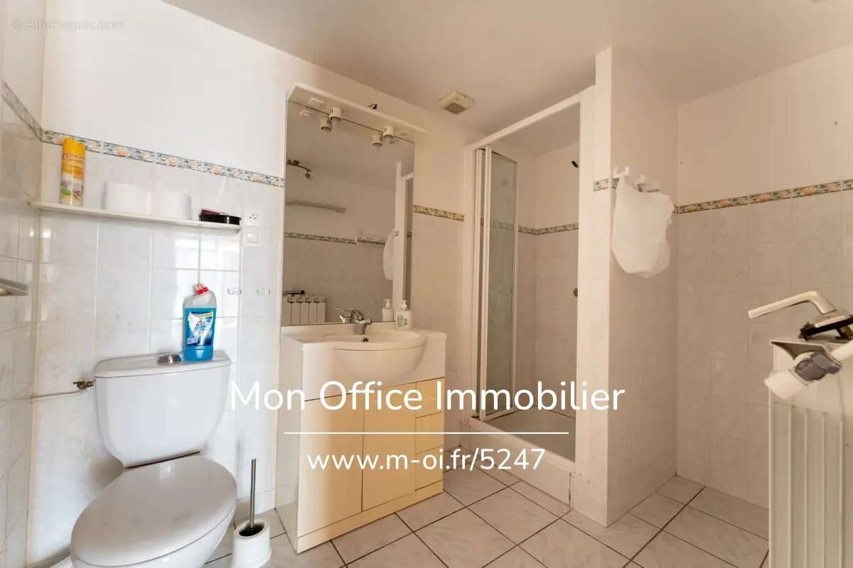Référence : 6620-MTE. - Maison 200 m²  - terrain 1276 m² - Vue imprenable sur le Lac - photo 7