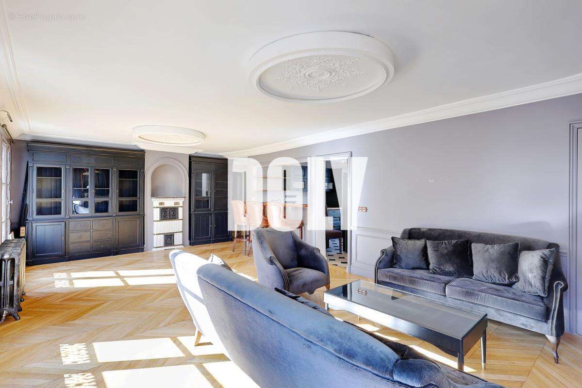 Appartement à PARIS-4E