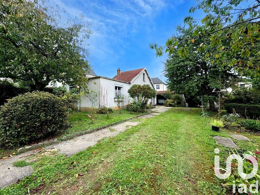 Photo 2 - Maison à EZANVILLE