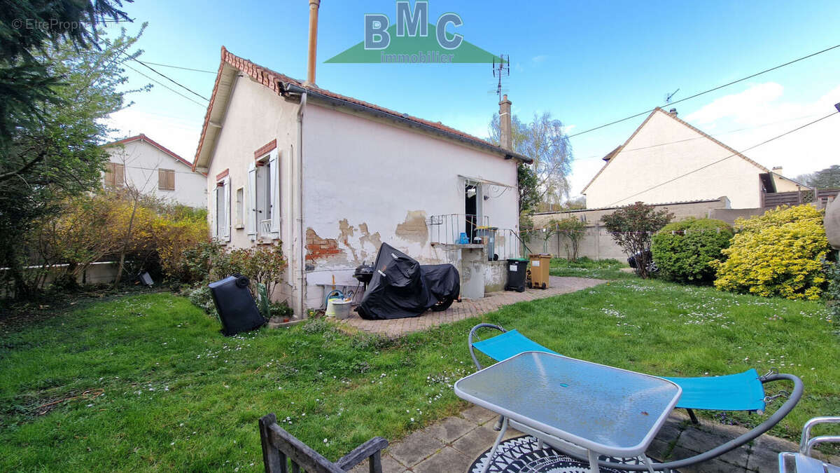 Maison à LE PLESSIS-BOUCHARD