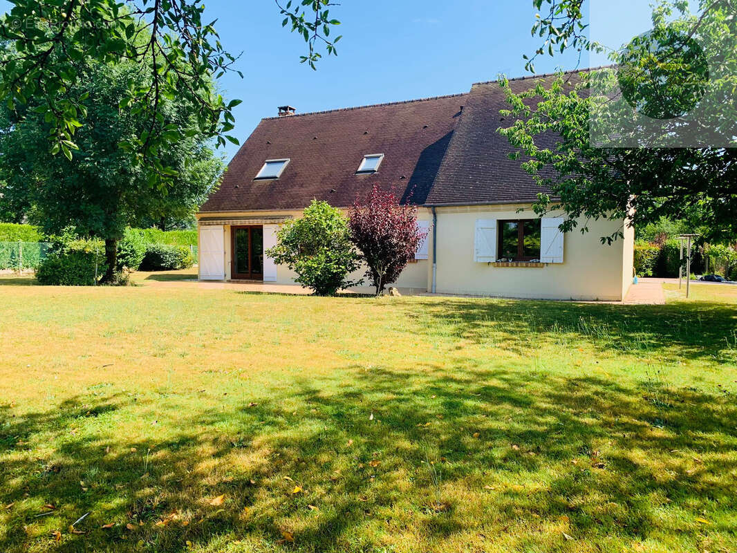 Maison à CHEROY