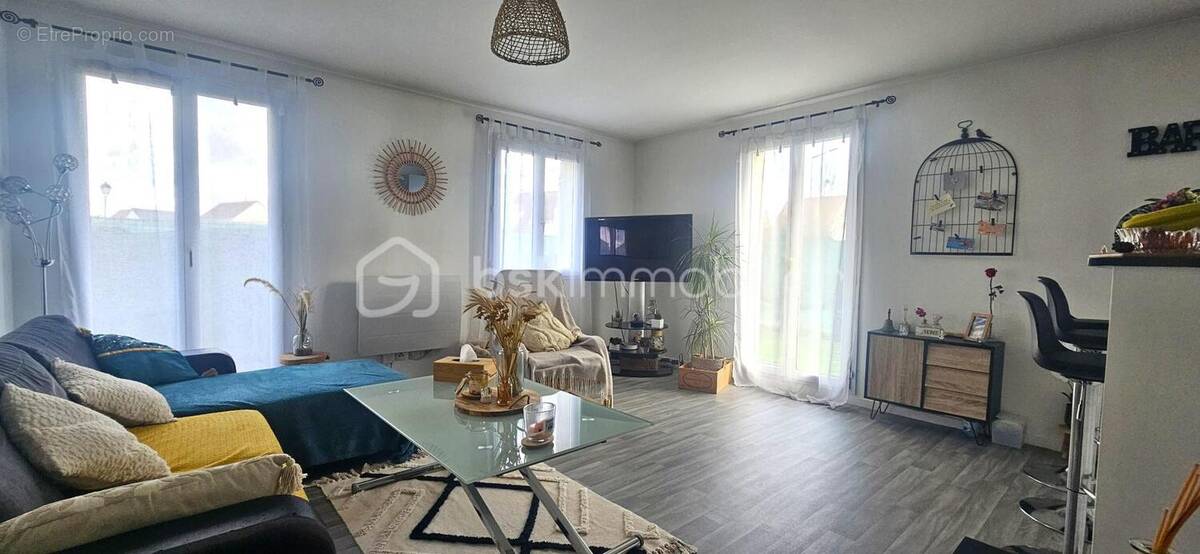 Appartement à PONTAULT-COMBAULT