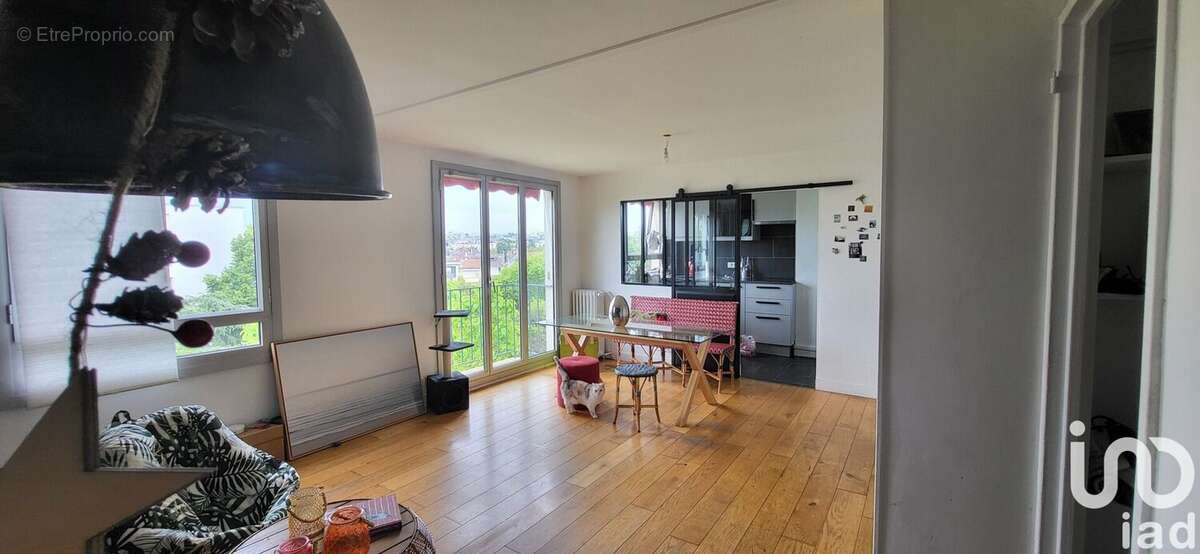Photo 2 - Appartement à RUEIL-MALMAISON