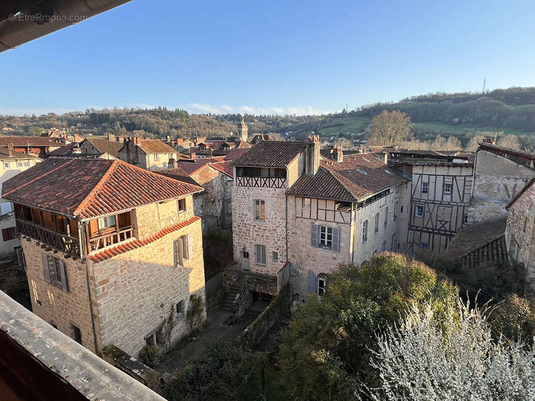 Opportunité dans Centre Historique Maison avec terrasse ... - photo 14
