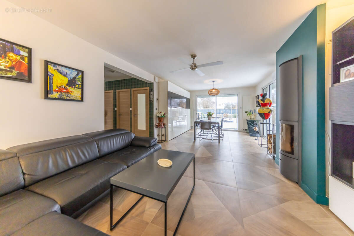 Maison à GONDREVILLE