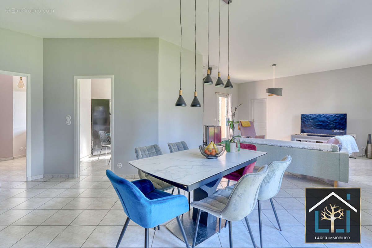 Maison à VILLARS-LES-DOMBES