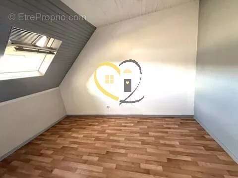 Maison à FONTENAY-LE-FLEURY