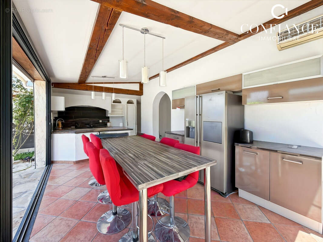 Maison à VILLENEUVE-LOUBET