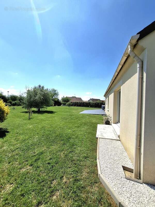 Maison à BEAUMONT-SUR-SARTHE