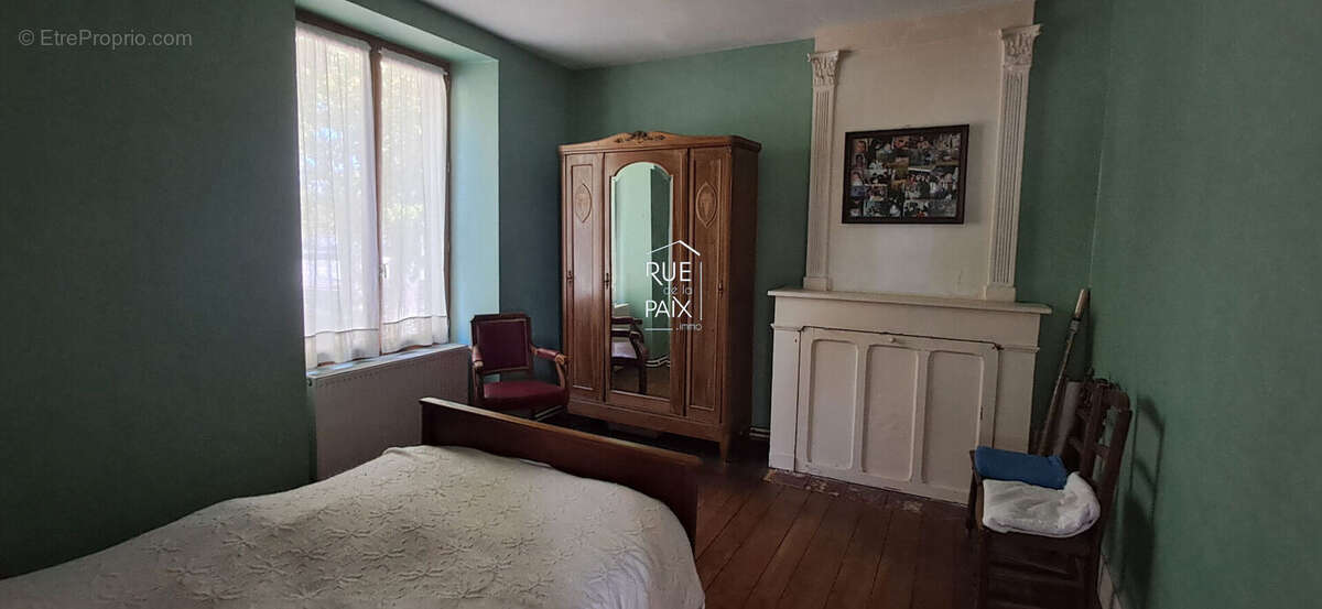 Maison à LENCLOITRE