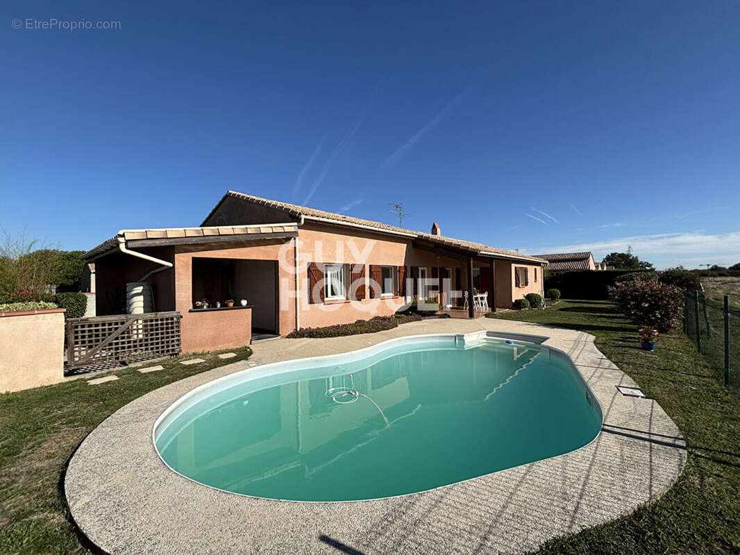 Maison à LA SALVETAT-SAINT-GILLES