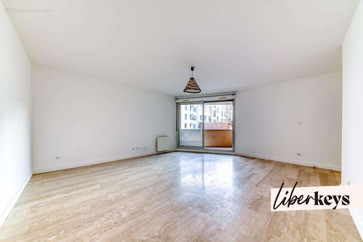 Appartement à LYON-6E