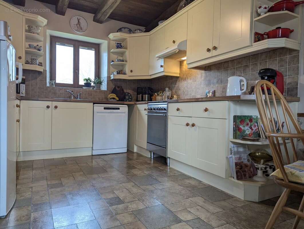 Maison à LATHUS-SAINT-REMY