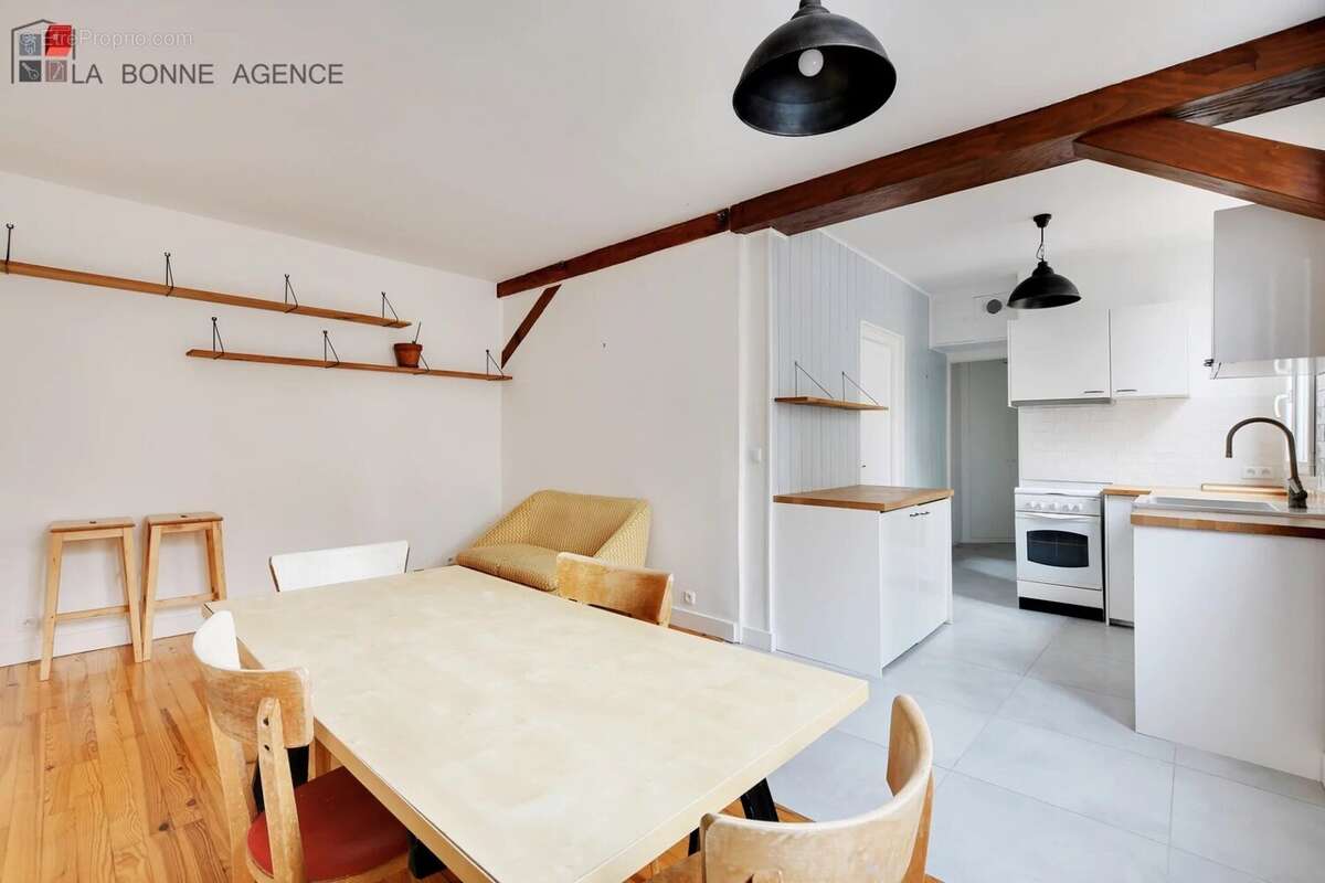 Appartement à PARIS-11E
