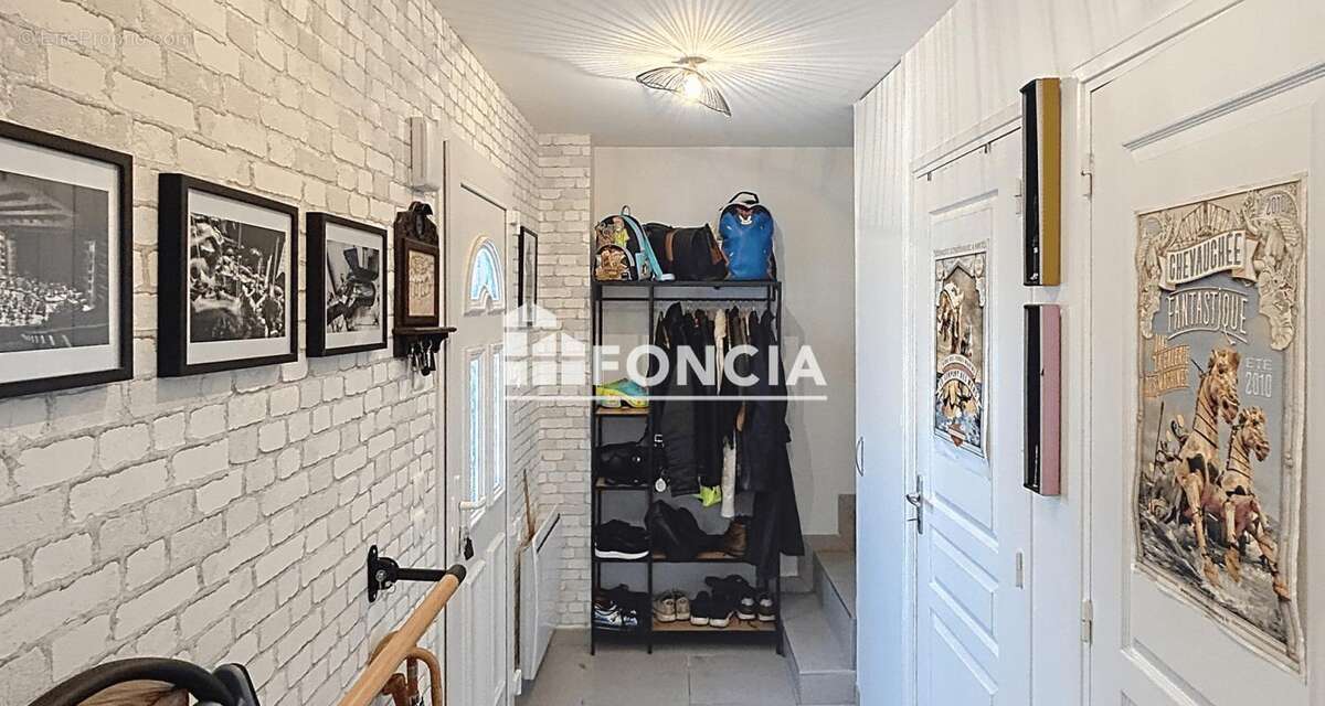 Maison à FLEURY-SUR-ORNE